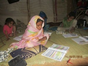 Électrification des cases où les enfants font leurs devoirs